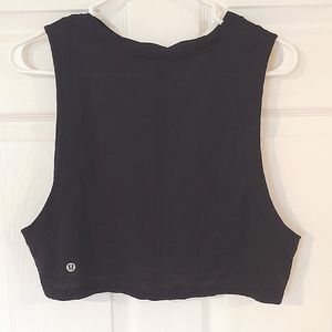 Lululemon crop tank sz 8